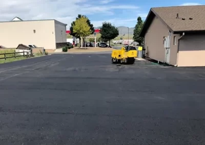 Asphalt Sealcoating